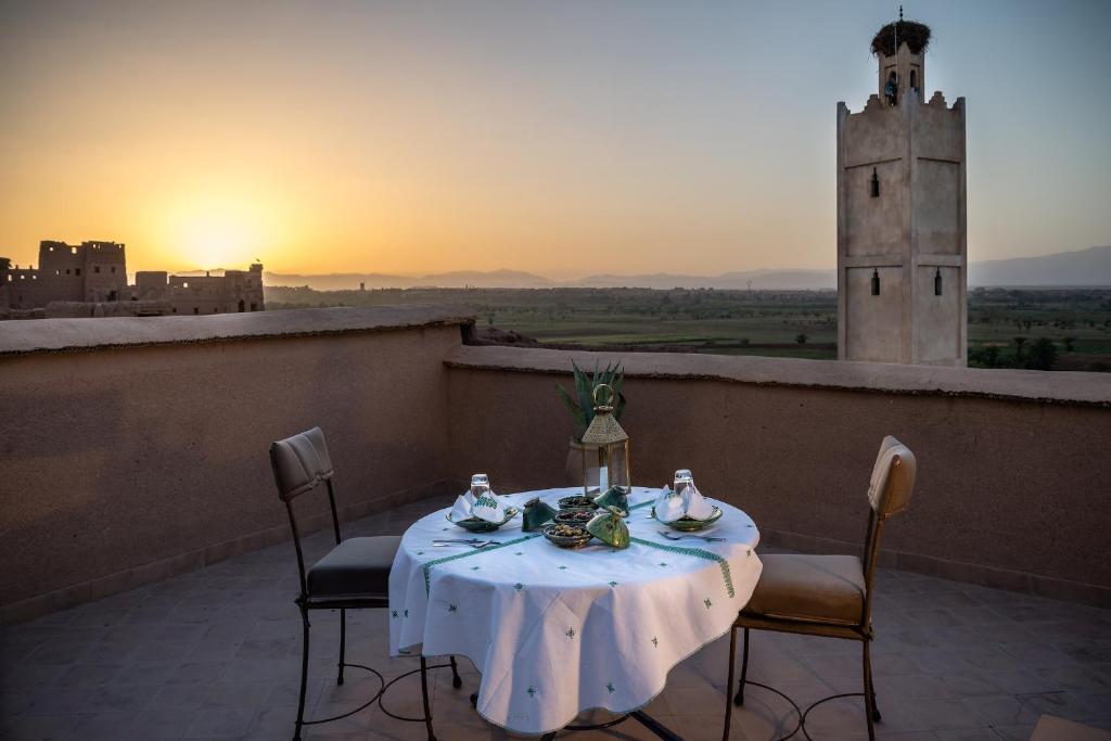 Dar Bladi Bed & Breakfast Tajda ภายนอก รูปภาพ